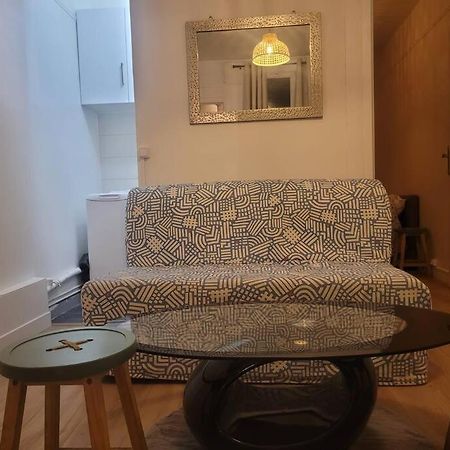 Charmant Appartement Pres De Montmartre ปารีส ภายนอก รูปภาพ
