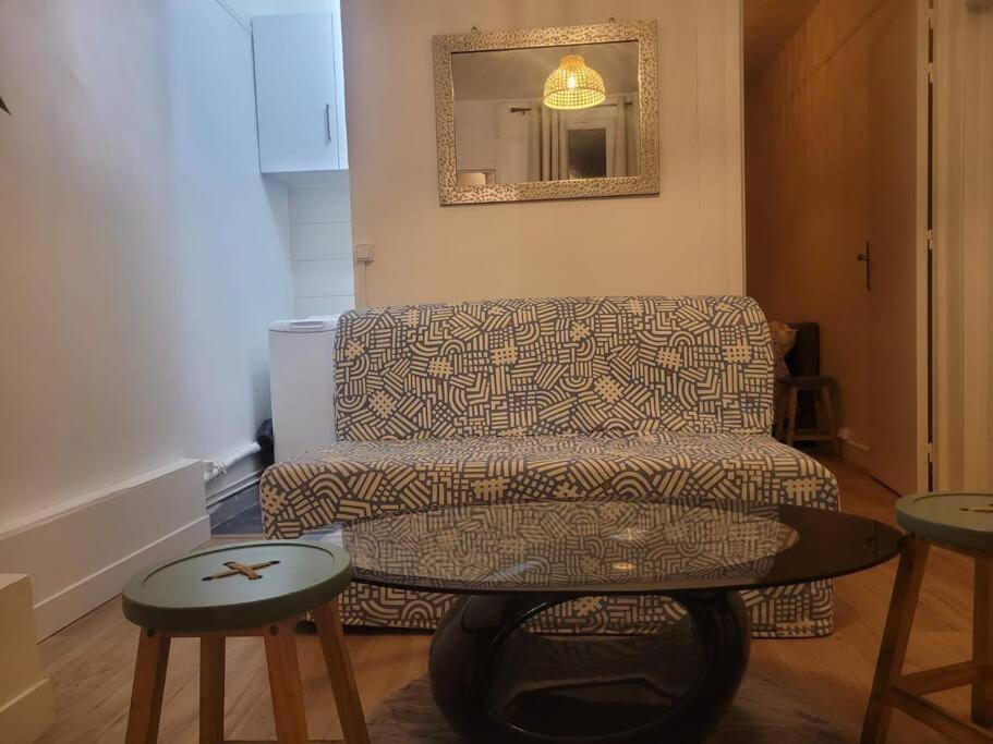 Charmant Appartement Pres De Montmartre ปารีส ภายนอก รูปภาพ